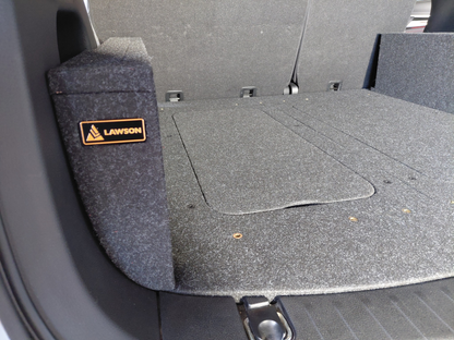 Isuzu MU-X INFINITY wing floor detail