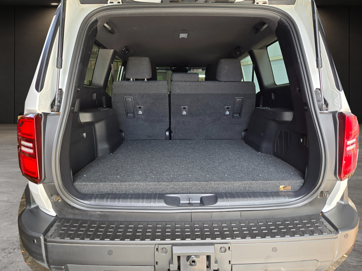 Toyota Prado 250 INFINITY Premium False Floor