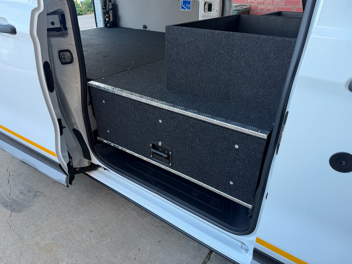 Twin opposed drawer closed at the Ford Transit Custom sliding door