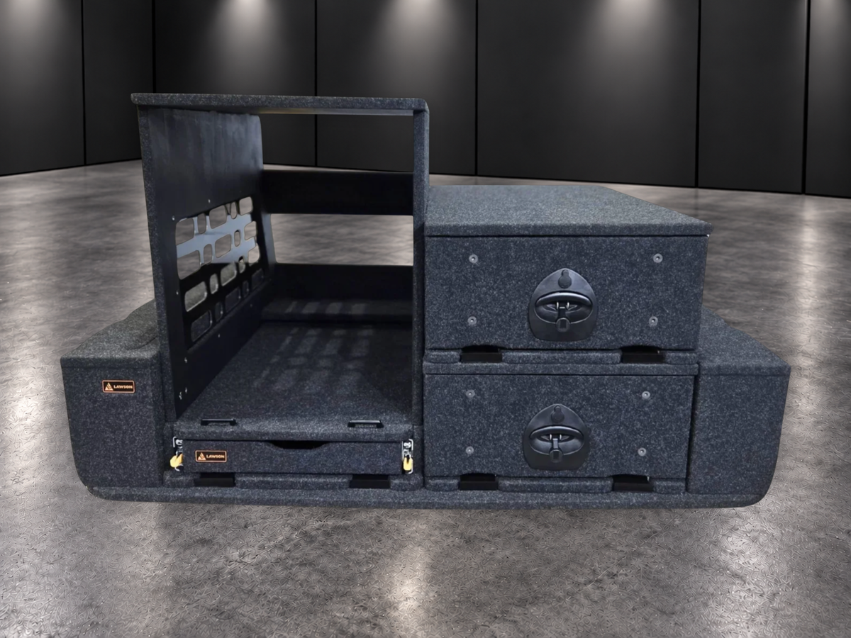 INFINITY Ultimate Kit, LandCruiser 300 with the complete original product on the Lawson standard background