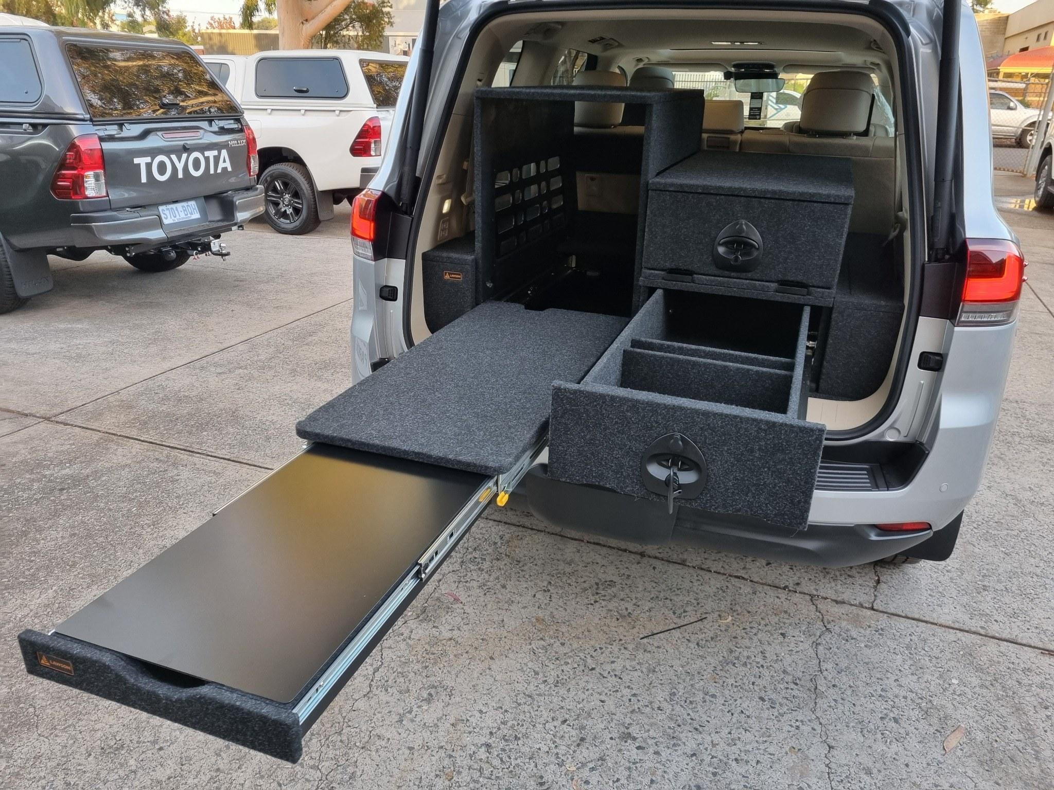 LandCruiser 300 High Deck Slide with drawer system