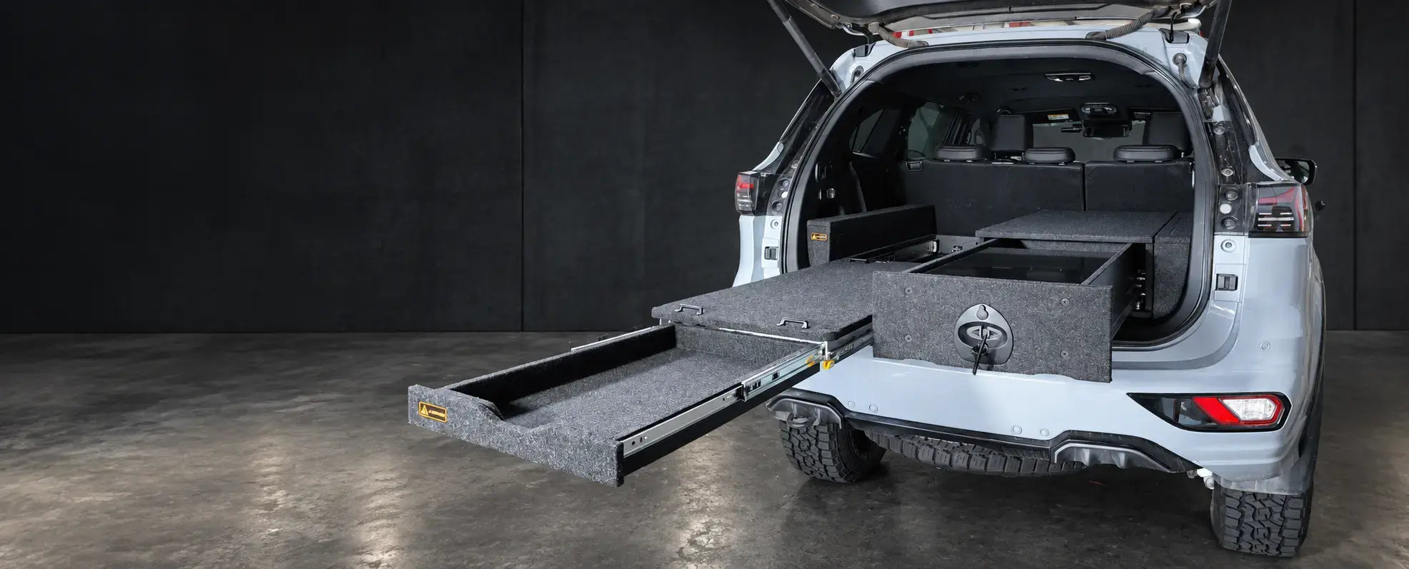 Lawson Automotive INFINITY storage system fitted to a four wheel drive